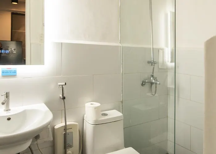 Homey And Cozey Poblacion Makati S10 مانيلا